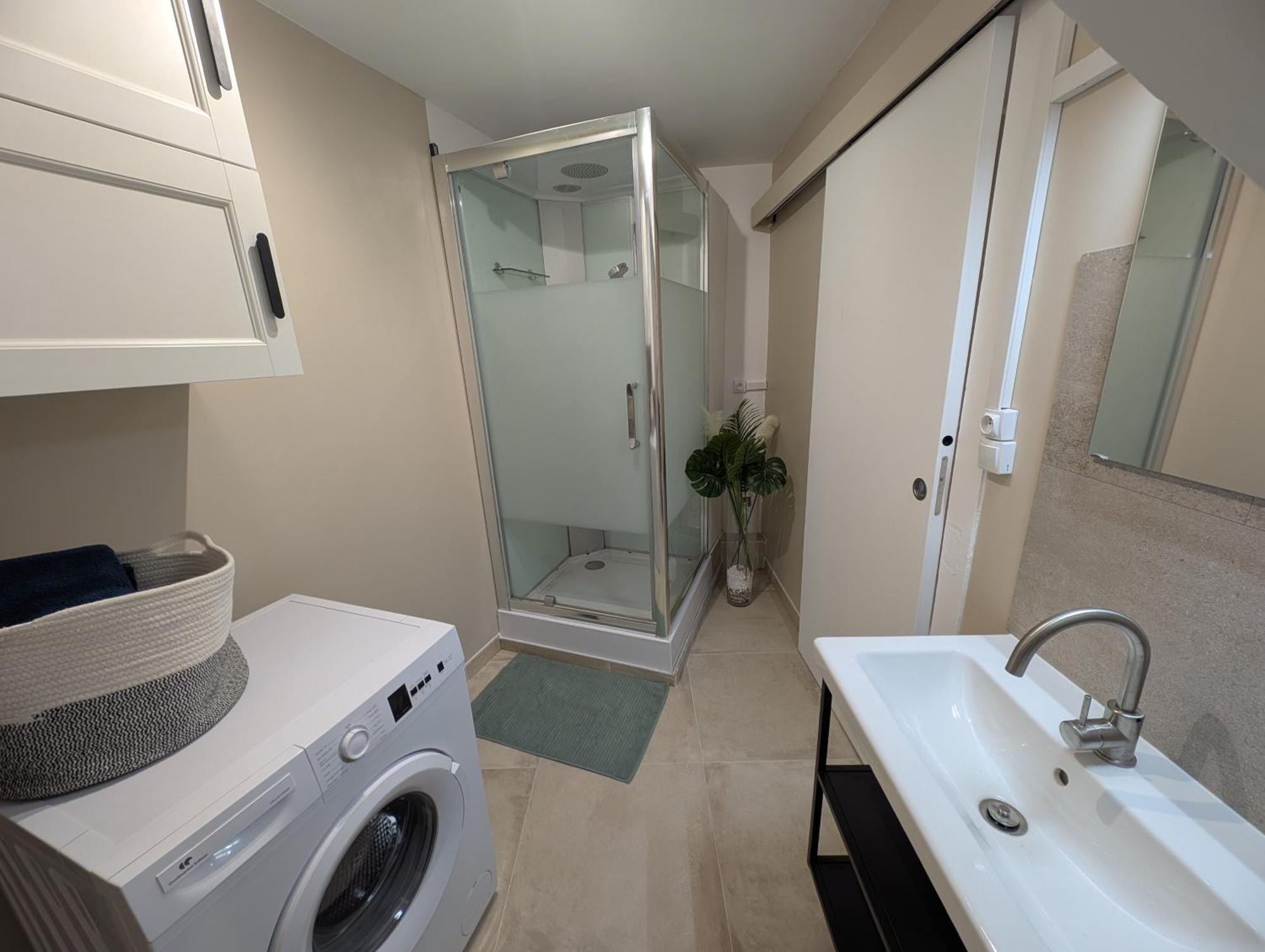 Charmant Duplex 100M2 Mouchard ภายนอก รูปภาพ